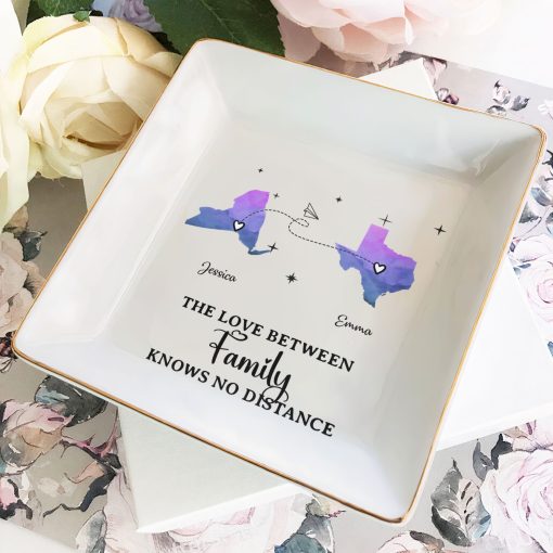 The Love Between Family Knows No Distance - Custom Multiple States - Personalized Jewelry Dish - Image 3